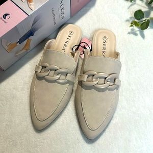 Serra White Mules